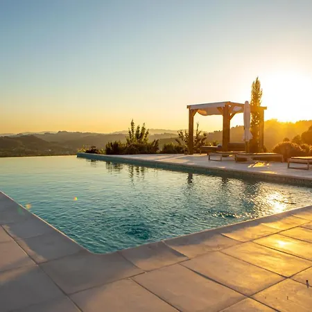 Agroturismo Peso Village *