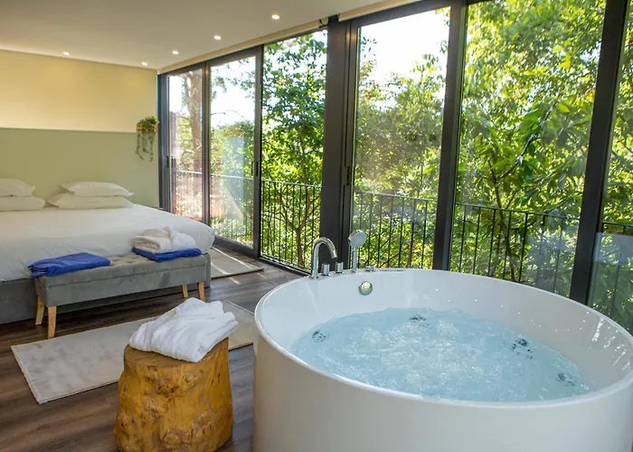 בית חווה Peso Village *