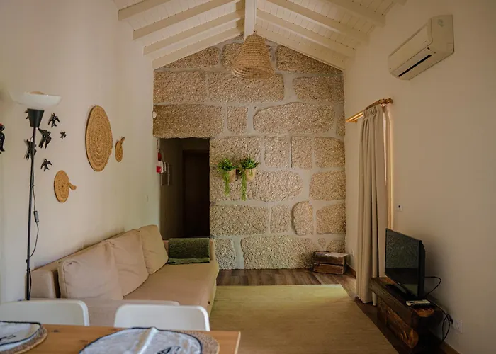 בית חווה Peso Village אמרנטה