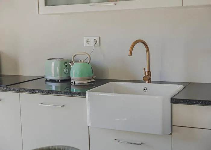 בית חווה Peso Village *