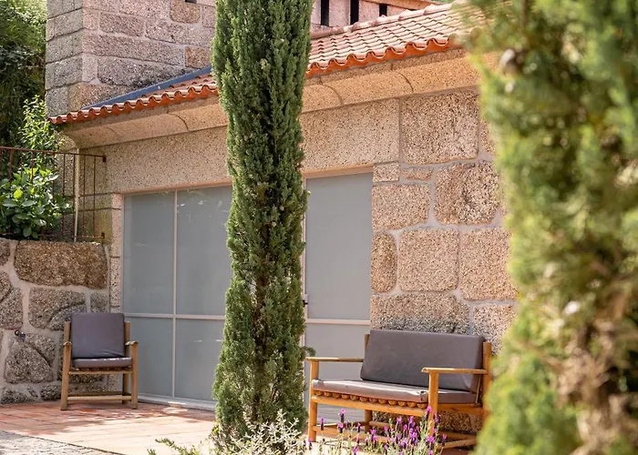 בית חווה Peso Village *